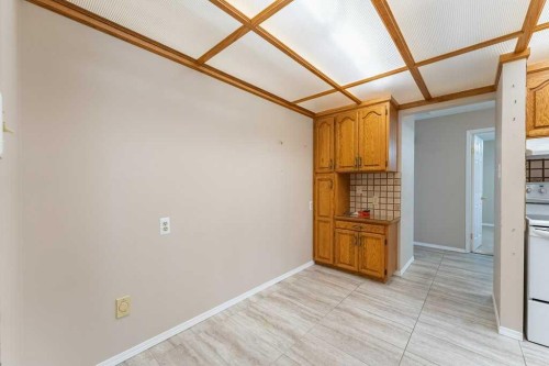 3239 Oakwood Drive Sw, Calgary, AB 