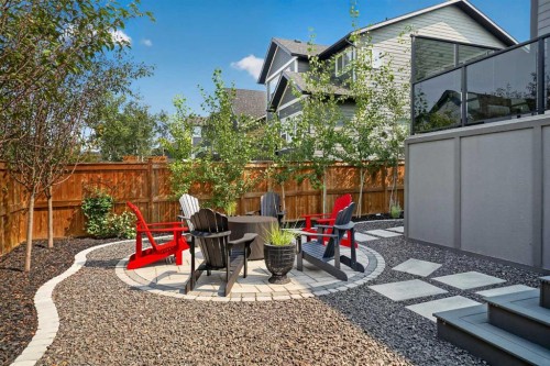 648 Legacy Woods Circle Se, Calgary, AB 