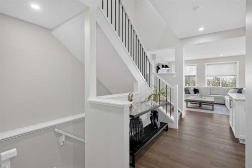 648 Legacy Woods Circle Se, Calgary, AB 