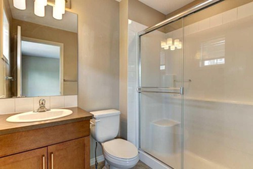 409 Cranberry Park Se, Calgary, AB 