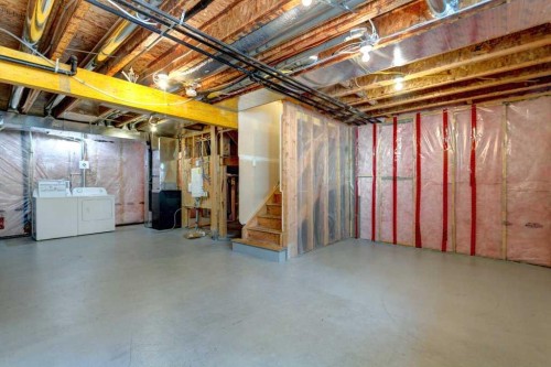 409 Cranberry Park Se, Calgary, AB 