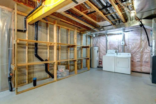 409 Cranberry Park Se, Calgary, AB 