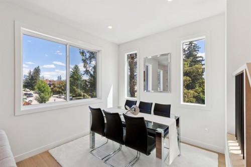 2402 Westmount Road Nw, Calgary, AB 