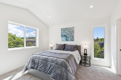 2402 Westmount Road Nw, Calgary, AB 