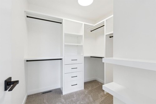 2402 Westmount Road Nw, Calgary, AB 
