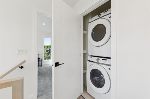 2402 Westmount Road Nw, Calgary, AB 