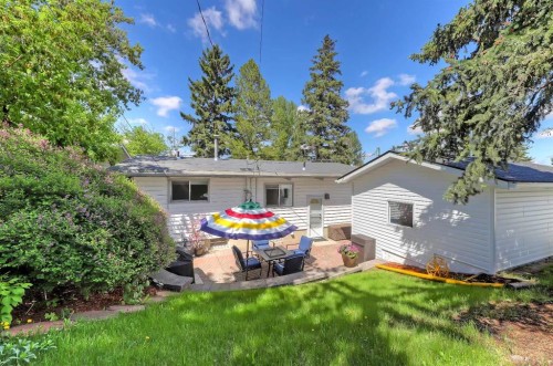185 Springwood Drive Sw, Calgary, AB 
