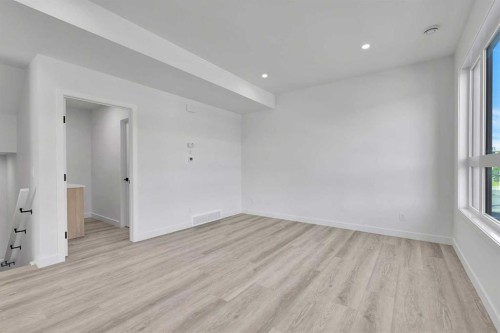 4905 Bowness Road Nw, Calgary, AB 