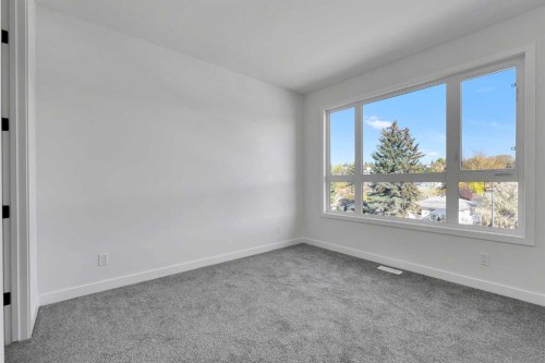 4905 Bowness Road Nw, Calgary, AB 