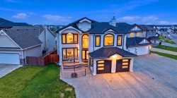 344 Taracove Estate Drive NE Calgary, AB T3J 5A1