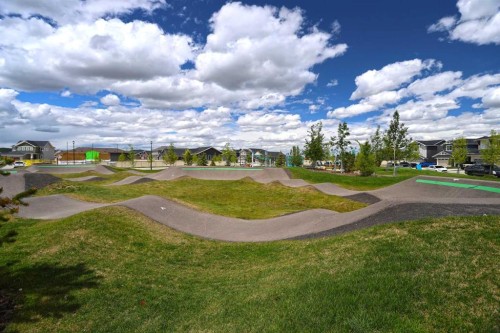 553 Baywater Manor Sw, Airdrie, AB 