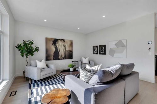 336 Normandy Drive Sw, Calgary, AB 