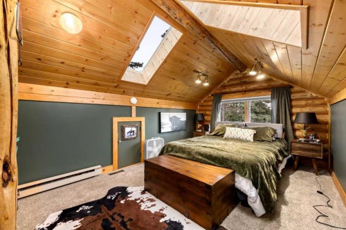 35 Bracken Point, Bragg Creek, AB 