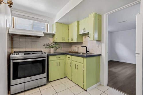 528 40 Avenue Nw, Calgary, AB 