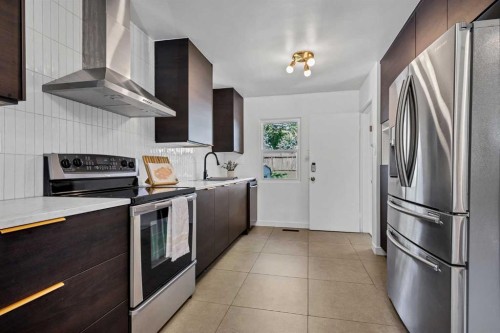 528 40 Avenue Nw, Calgary, AB 