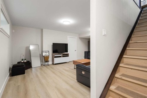 3804 Sarcee Road Sw, Calgary, AB 