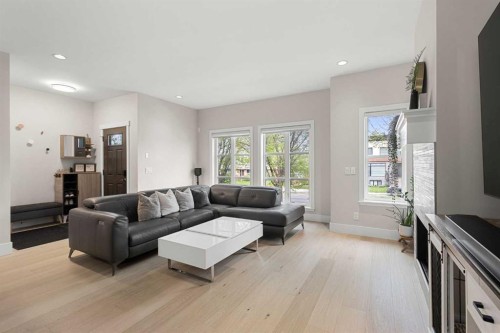 3804 Sarcee Road Sw, Calgary, AB 