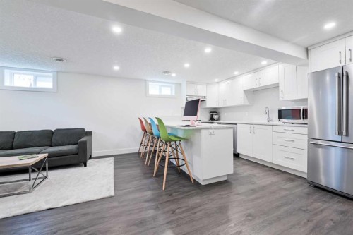 4027 19 Street Nw, Calgary, AB 
