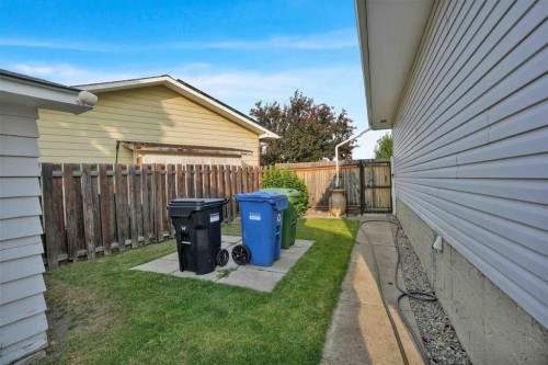 19 Maryvale Crescent Ne, Calgary, AB 