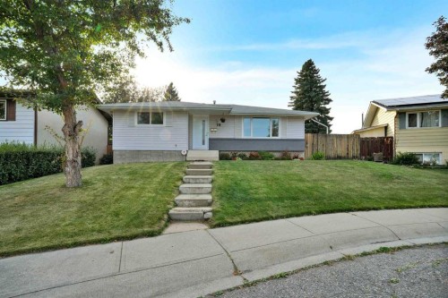 19 Maryvale Crescent Ne, Calgary, AB 
