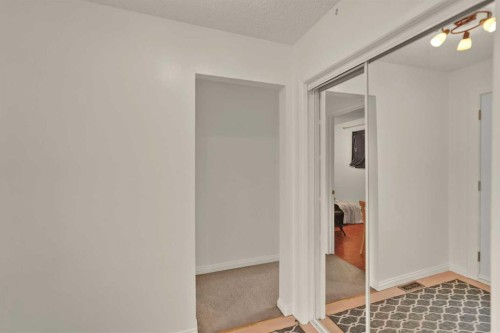 19 Maryvale Crescent Ne, Calgary, AB 