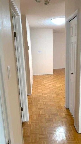 2312 1 Street Nw, Calgary, AB 