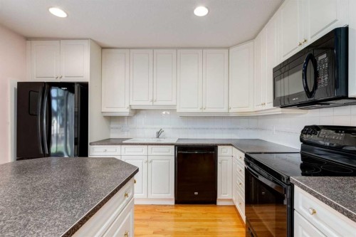 243 Cedarpark Green Sw, Calgary, AB 