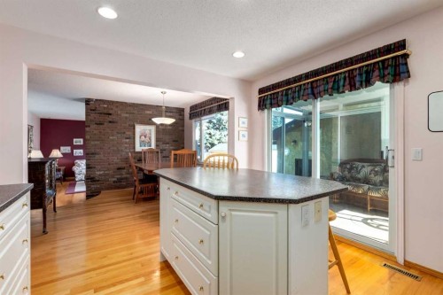 243 Cedarpark Green Sw, Calgary, AB 