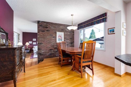 243 Cedarpark Green Sw, Calgary, AB 