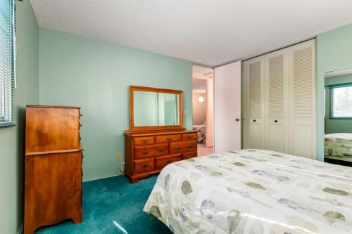 243 Cedarpark Green Sw, Calgary, AB 