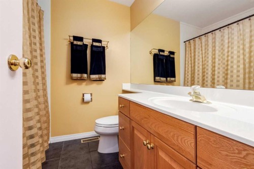 243 Cedarpark Green Sw, Calgary, AB 