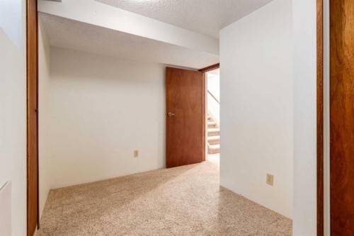 243 Cedarpark Green Sw, Calgary, AB 