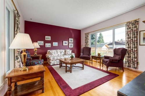 243 Cedarpark Green Sw, Calgary, AB 