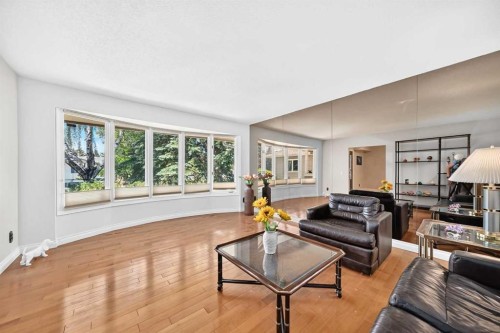 316 Parkland Way Se, Calgary, AB 