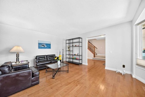 316 Parkland Way Se, Calgary, AB 