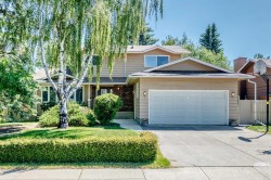 316 Parkland Way SE Calgary, AB T2J 4L2