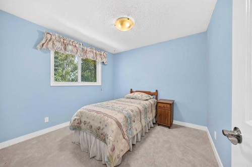316 Parkland Way Se, Calgary, AB 