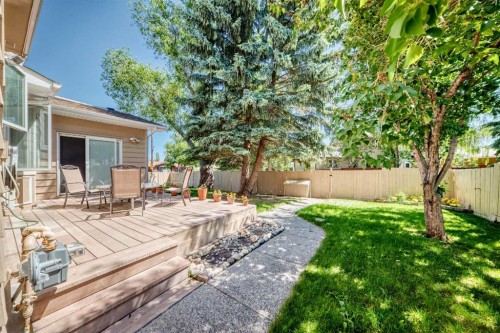 316 Parkland Way Se, Calgary, AB 