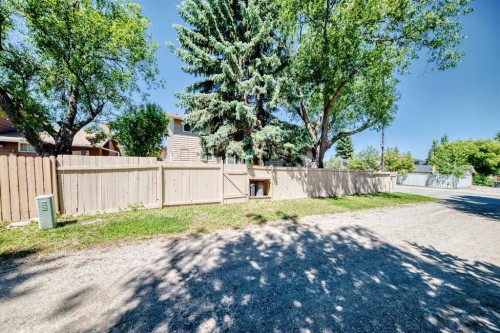 316 Parkland Way Se, Calgary, AB 