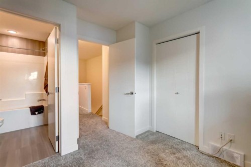 372 Walden Parade Se, Calgary, AB 