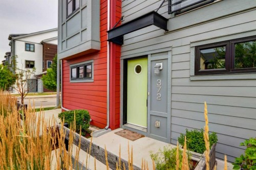 372 Walden Parade Se, Calgary, AB 