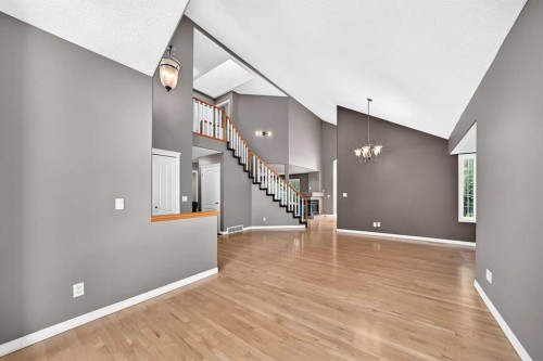 180 Hamptons Terrace Nw, Calgary, AB 