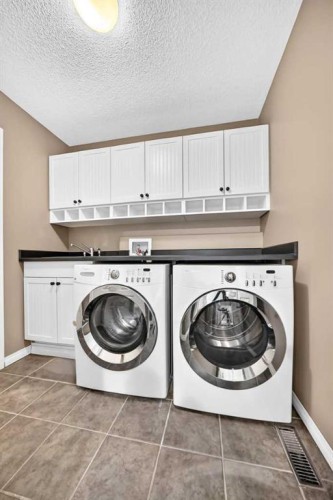 180 Hamptons Terrace Nw, Calgary, AB 