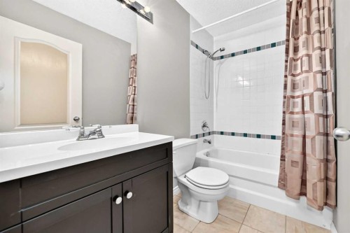180 Hamptons Terrace Nw, Calgary, AB 
