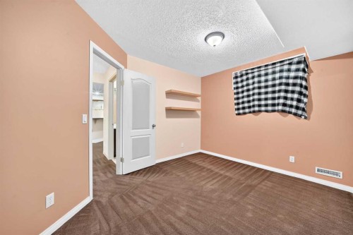 180 Hamptons Terrace Nw, Calgary, AB 