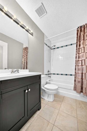 180 Hamptons Terrace Nw, Calgary, AB 