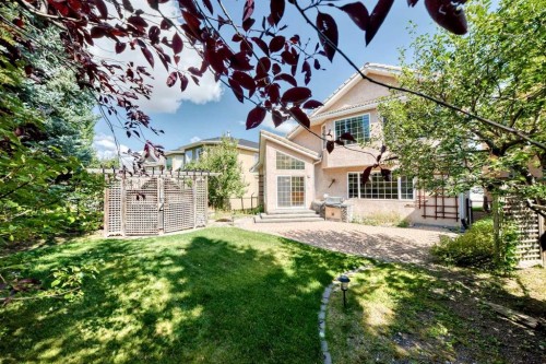 180 Hamptons Terrace Nw, Calgary, AB 
