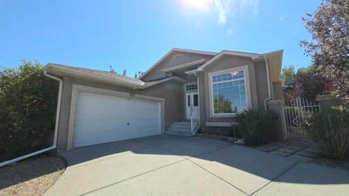 101 Edgebrook Grove Nw, Calgary, AB 