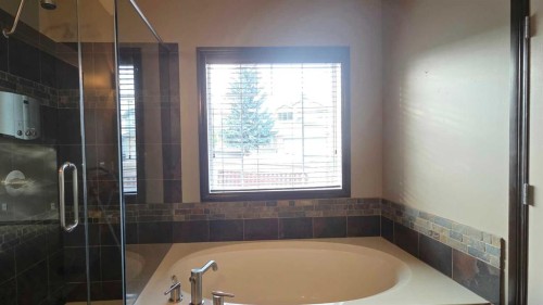101 Edgebrook Grove Nw, Calgary, AB 