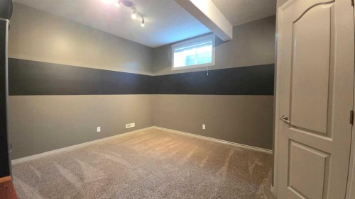 101 Edgebrook Grove Nw, Calgary, AB 